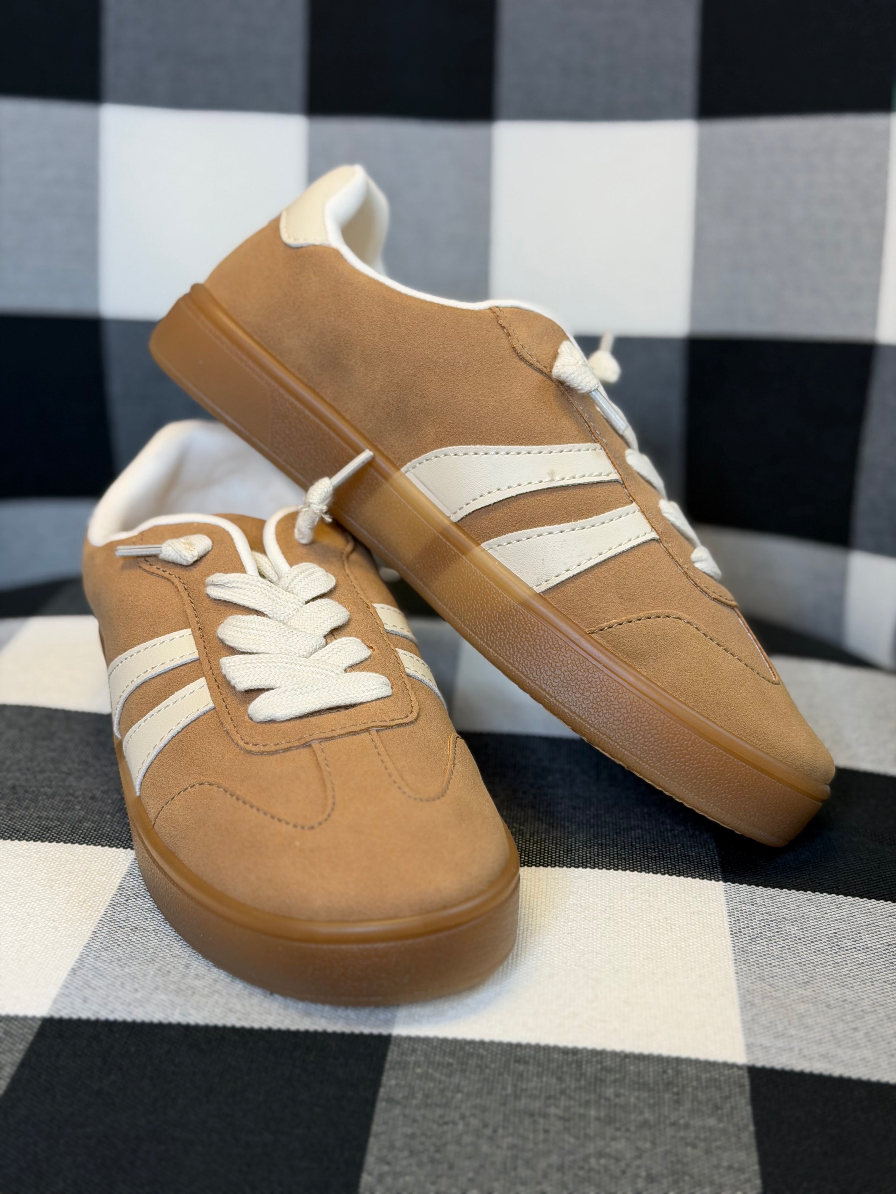 Aubrette Sneakers - Sand/Multi