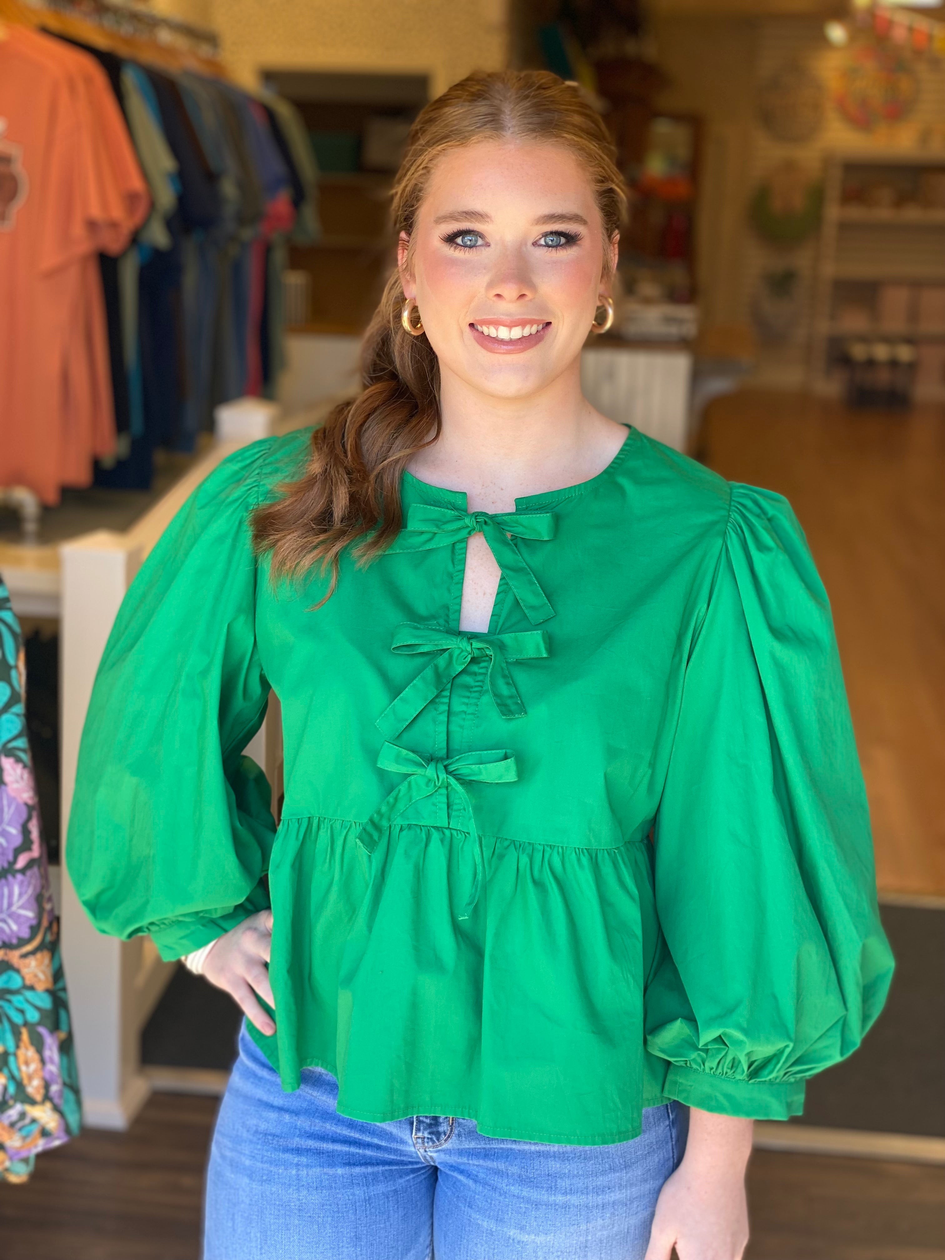 Picture Perfect Top - Kelly Green